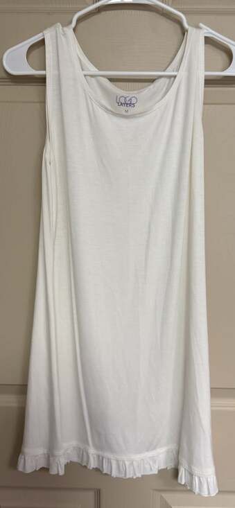 LOGO by Lori Goldstein Tops - LOGO Layers Lori Goldstein Ivory Ruffle Hem Tank Top Medium